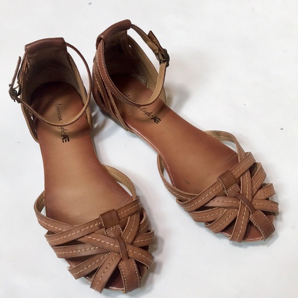 woven sandals closed toe
